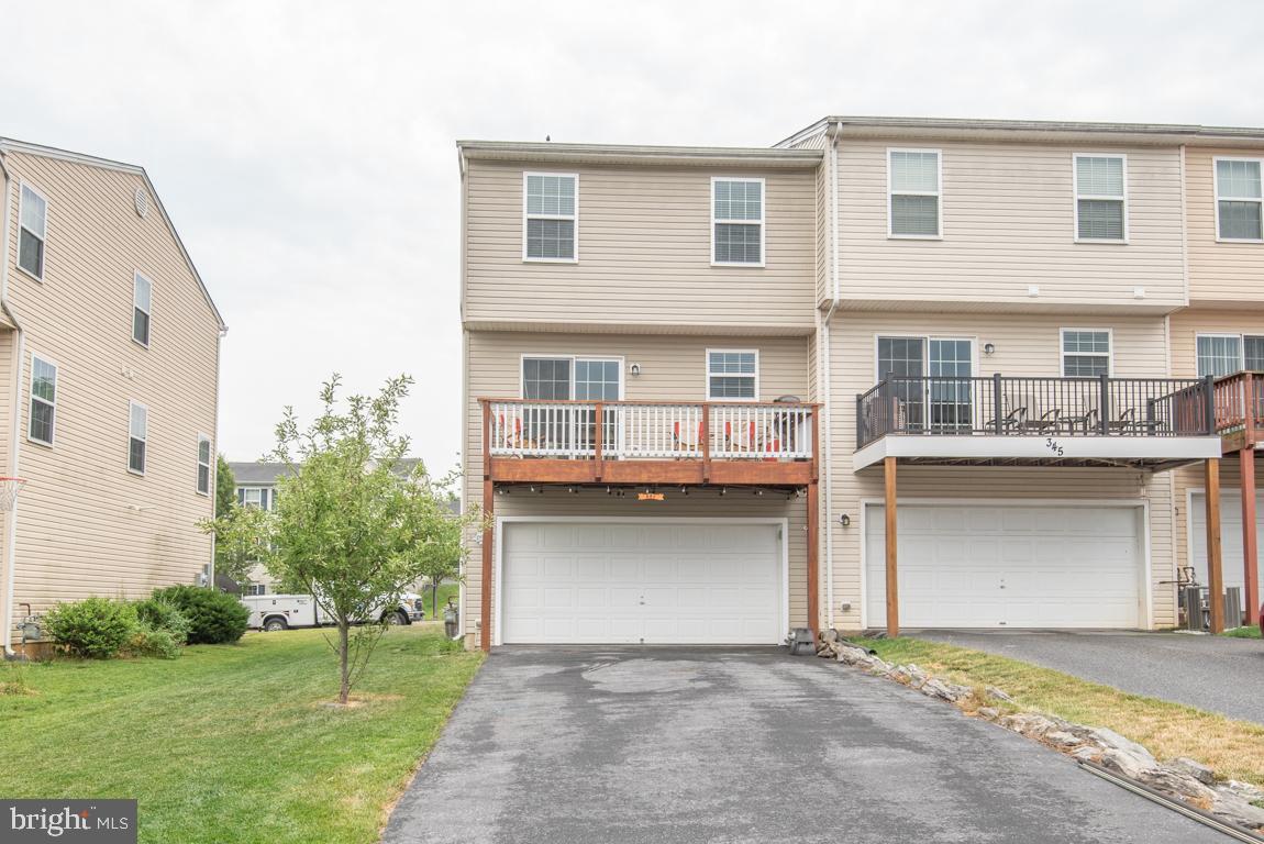 HAWTHORNE RIDGE - Residential
