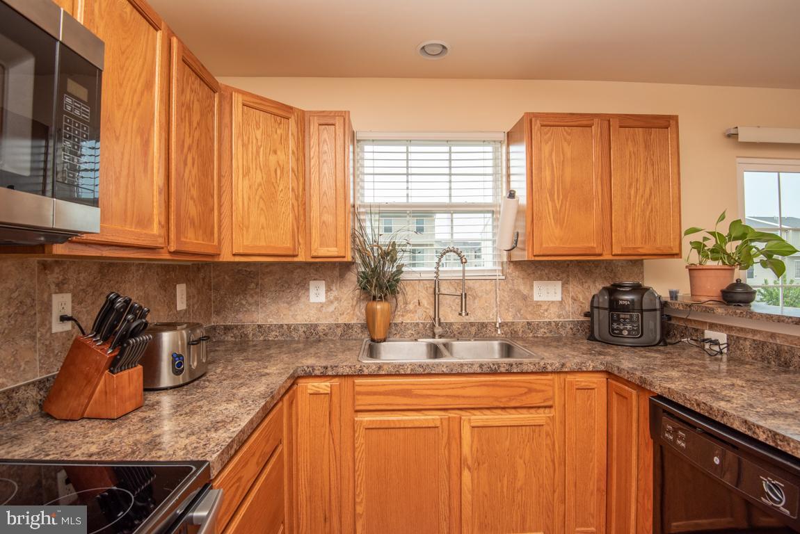 HAWTHORNE RIDGE - Residential