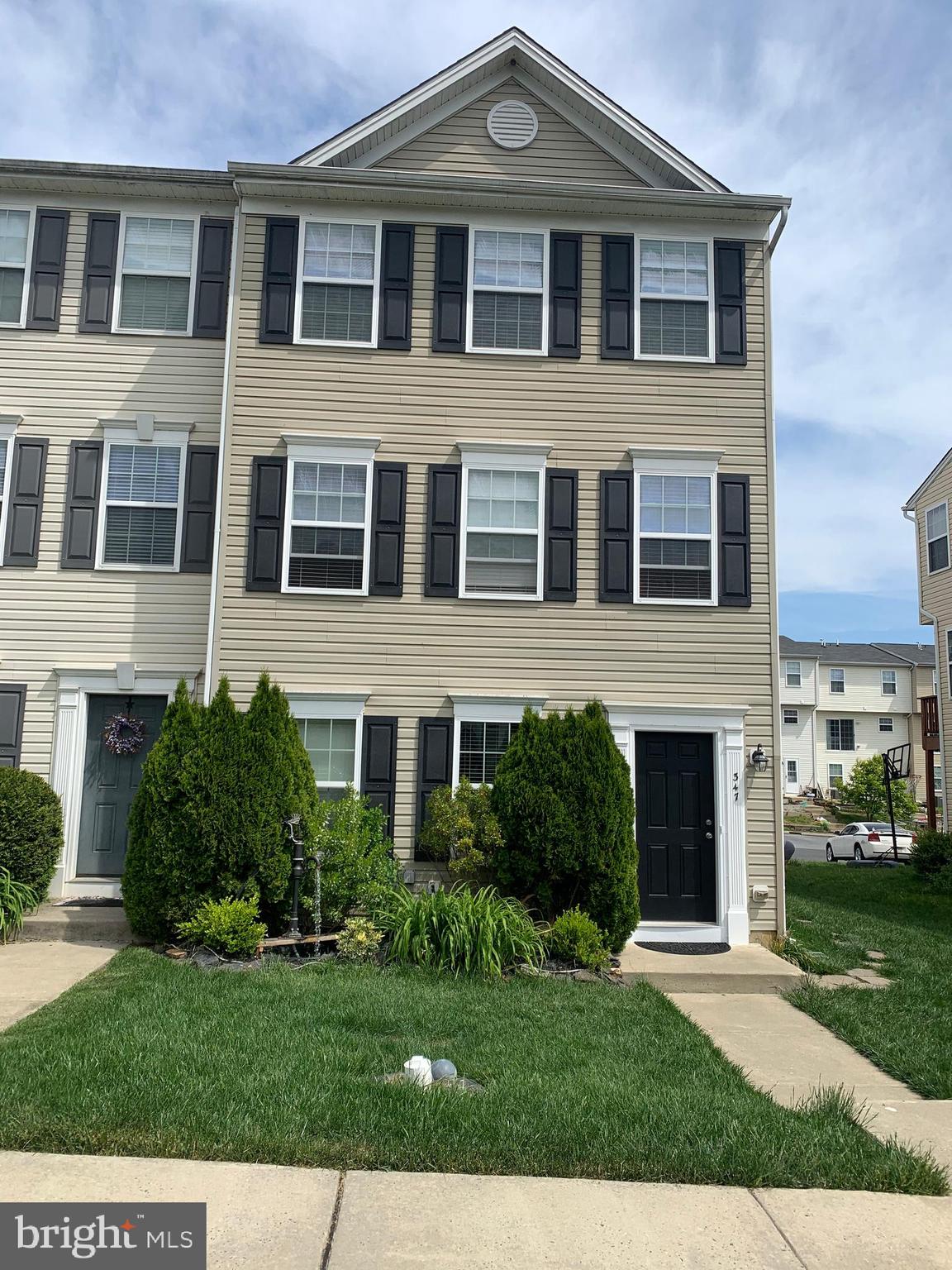 HAWTHORNE RIDGE - Residential