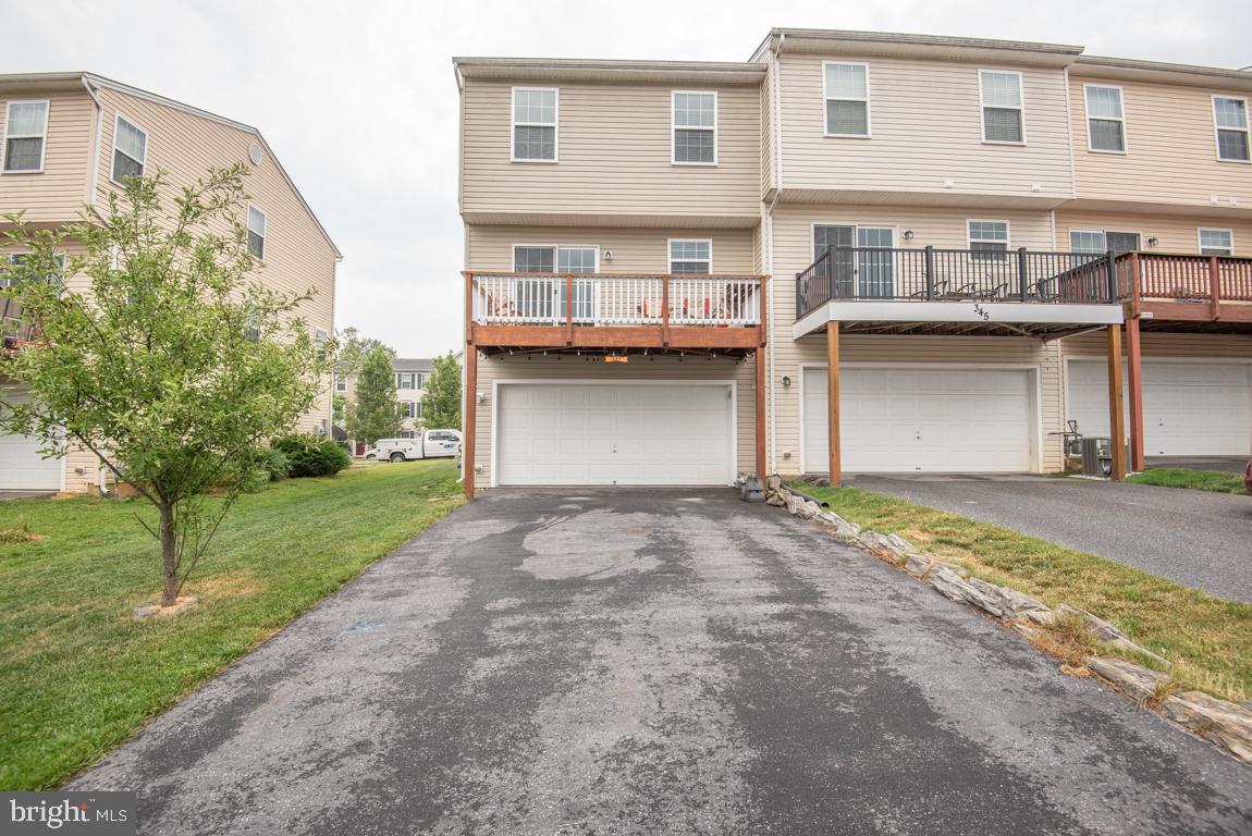 HAWTHORNE RIDGE - Residential