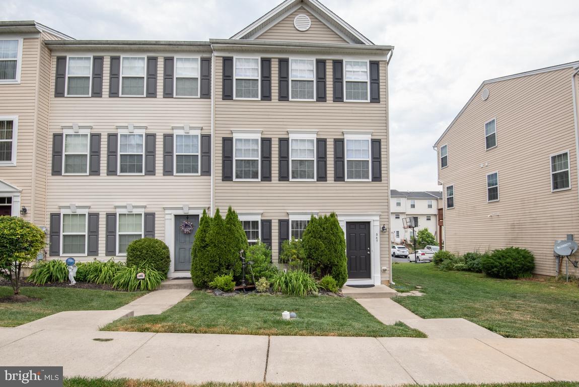 HAWTHORNE RIDGE - Residential