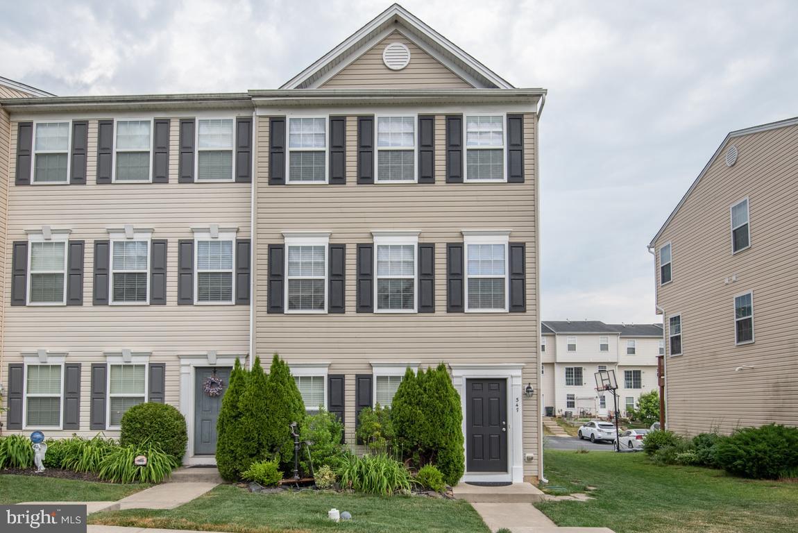 HAWTHORNE RIDGE - Residential