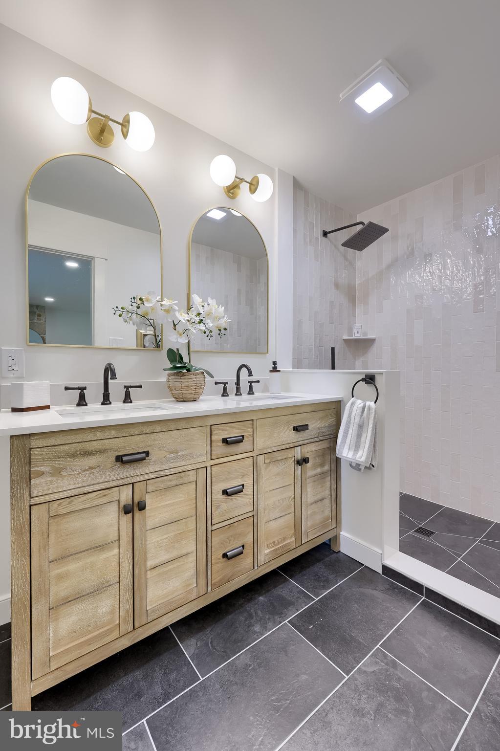 WEST GROVE - Residential