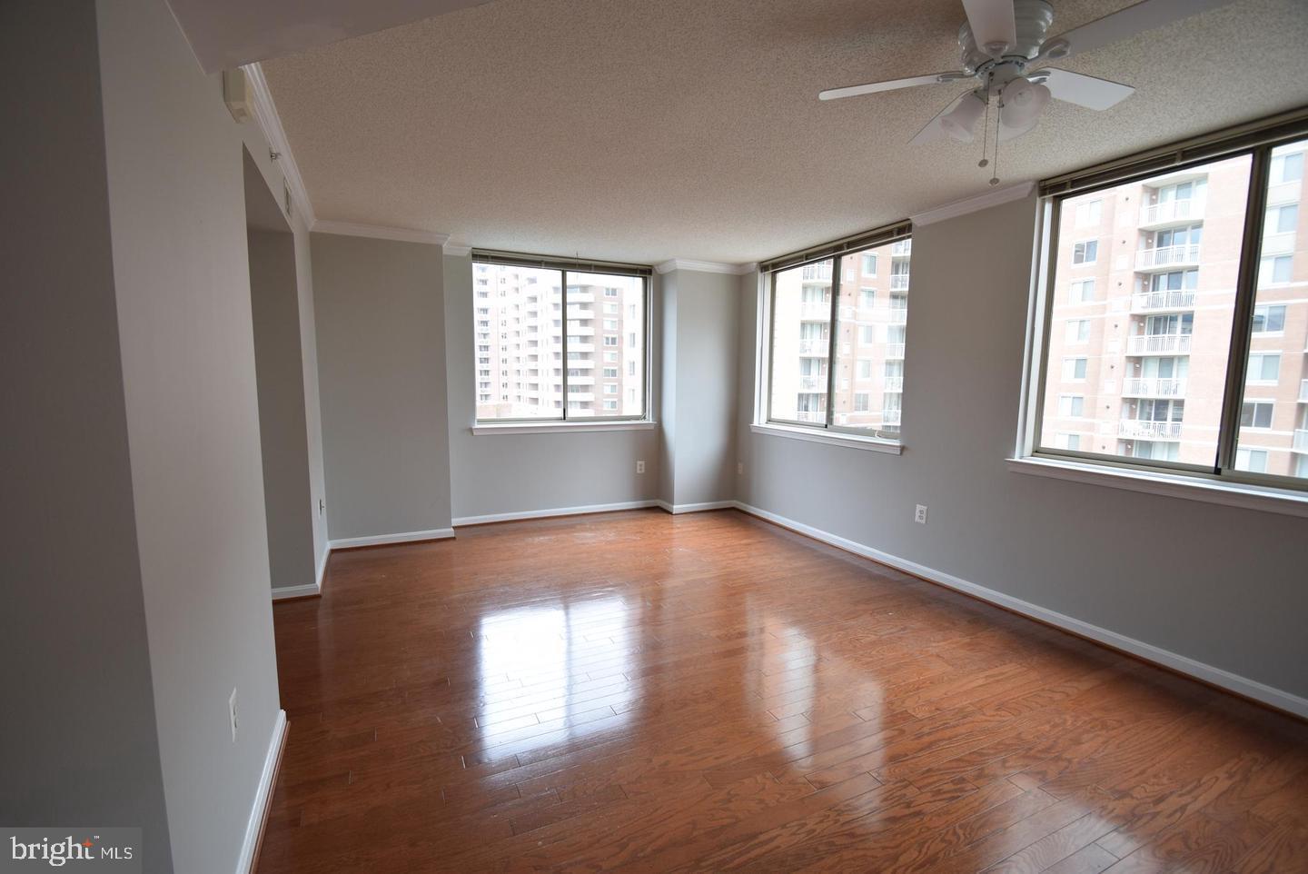 3835 9TH STREET N 1007E
