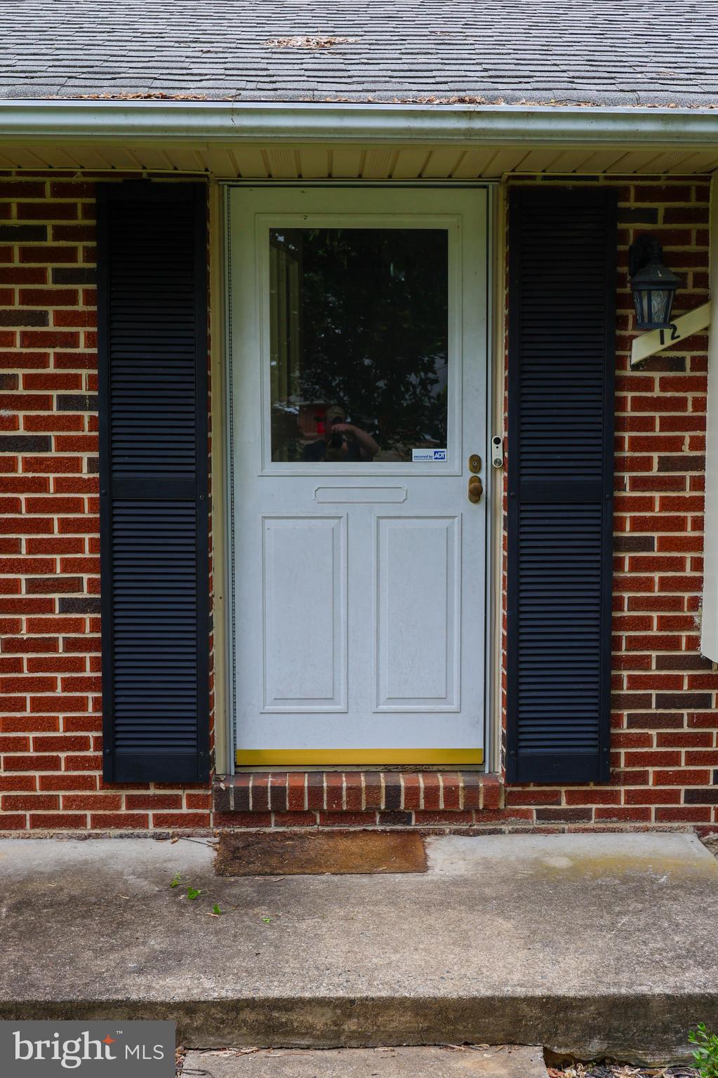 12 LEXINGTON ROAD