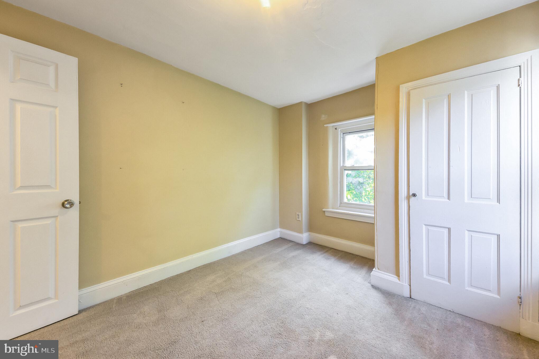 DOYLESTOWN BORO - Residential Lease