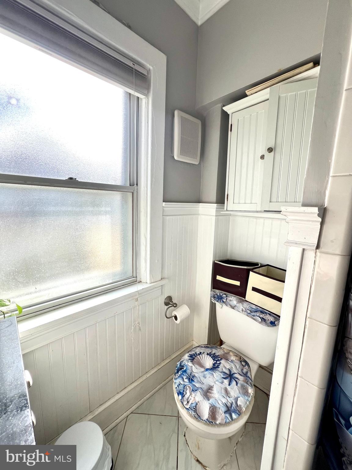 GARRETT HILL - Residential Lease