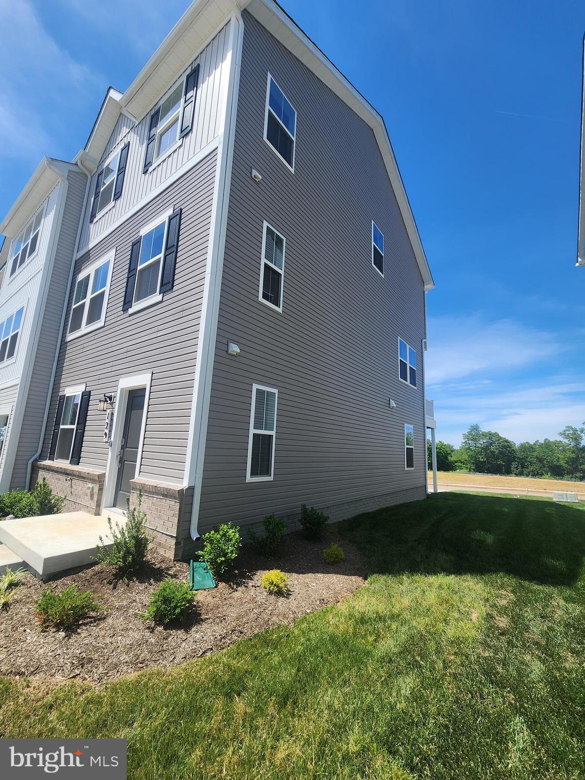 SHENANDOAH SPRINGS - Residential Lease