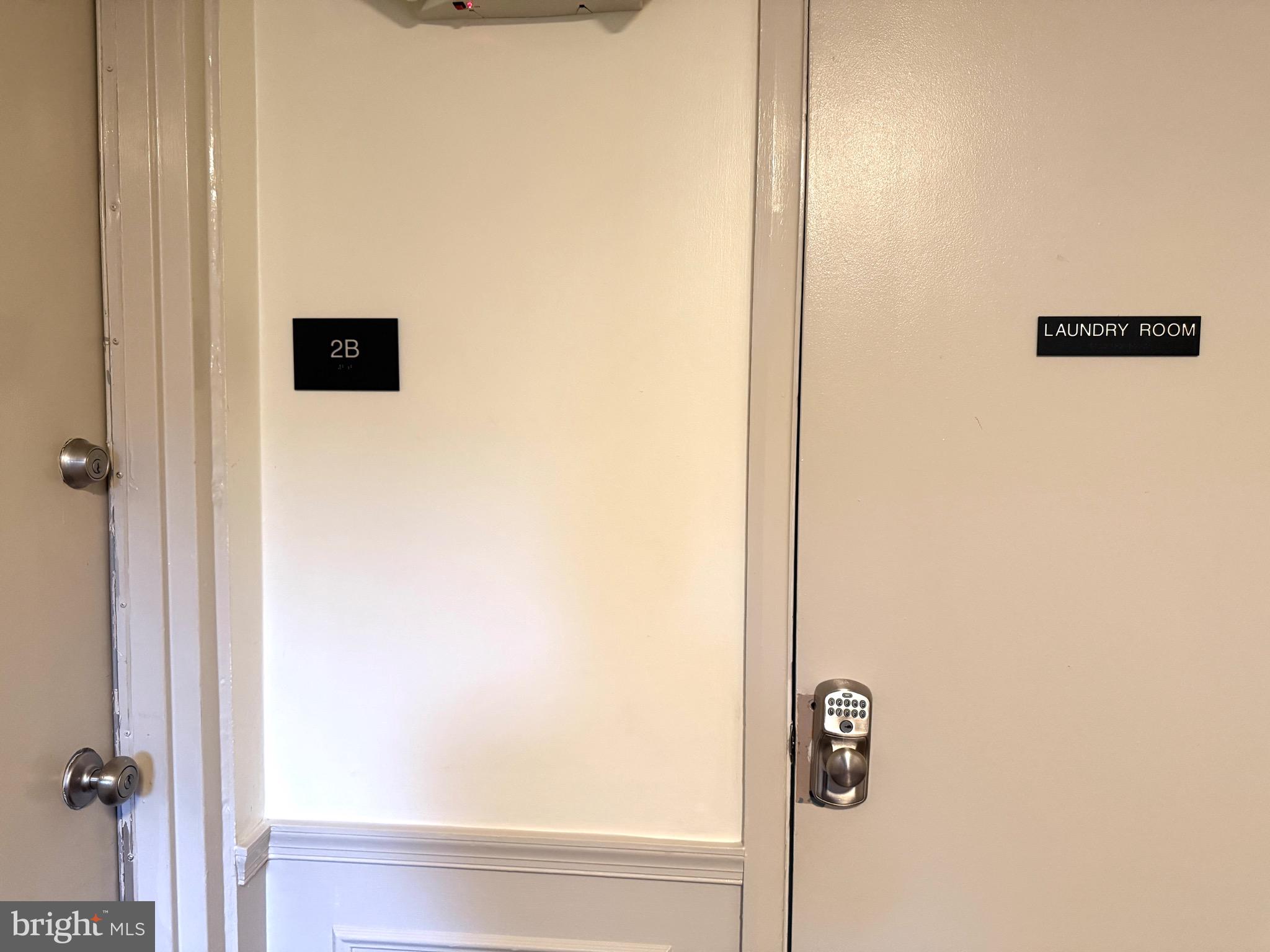 VILLAGES OF HOMELAND - Residential Lease