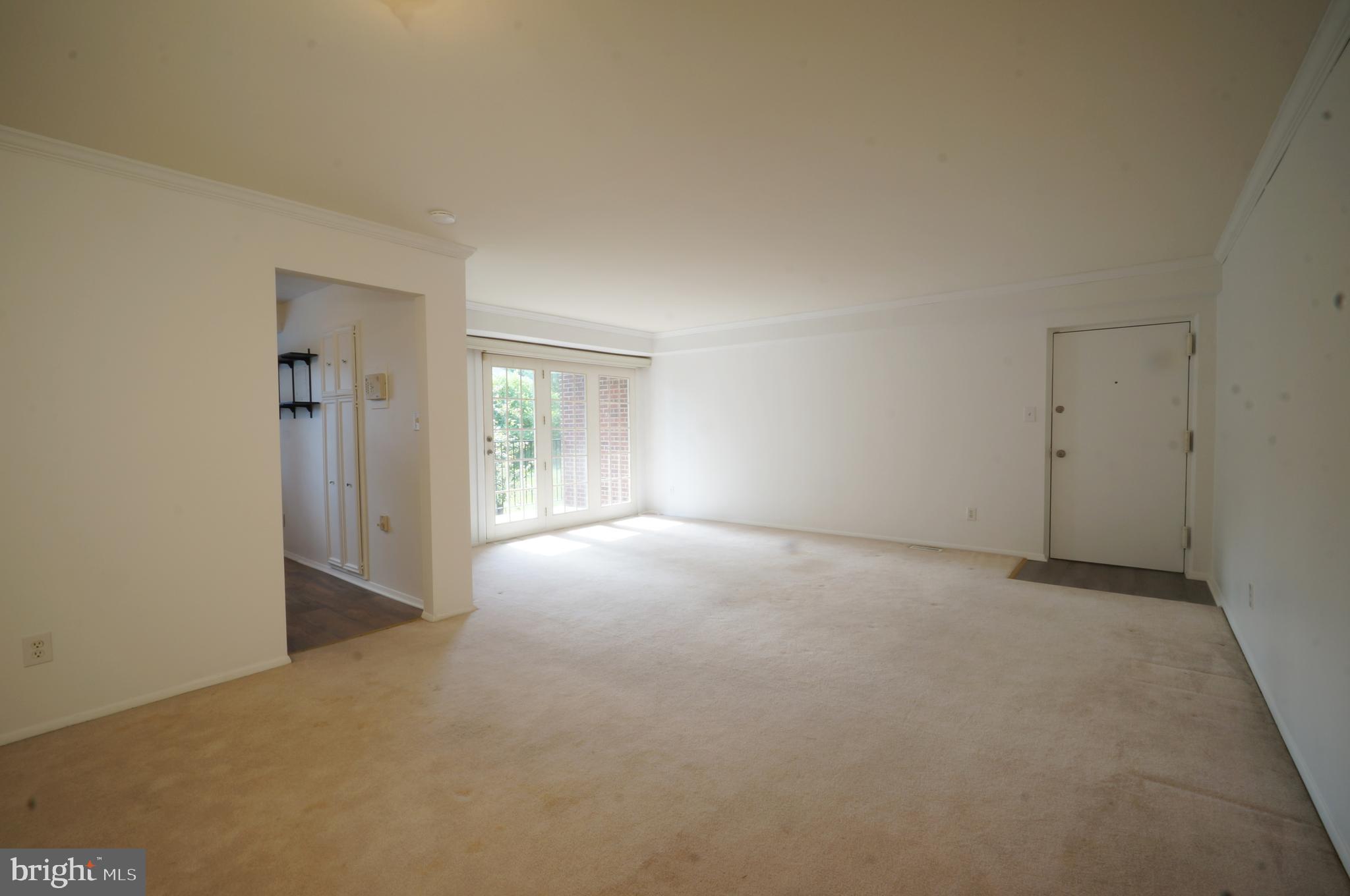 VILLAGES OF HOMELAND - Residential Lease