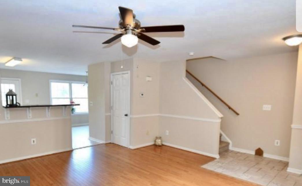 STONE RIVER - Residential Lease