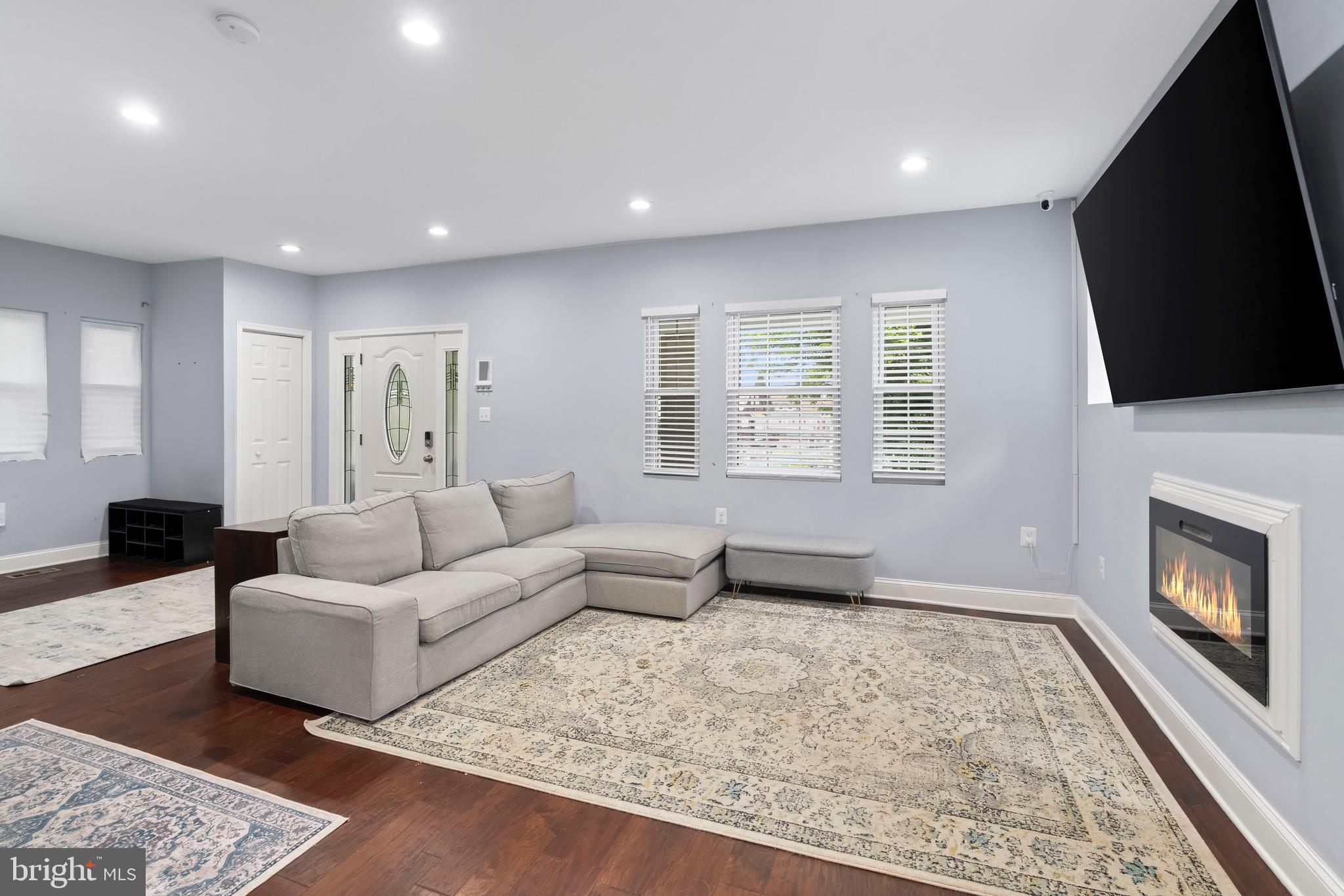 FOREST PARK - Residential