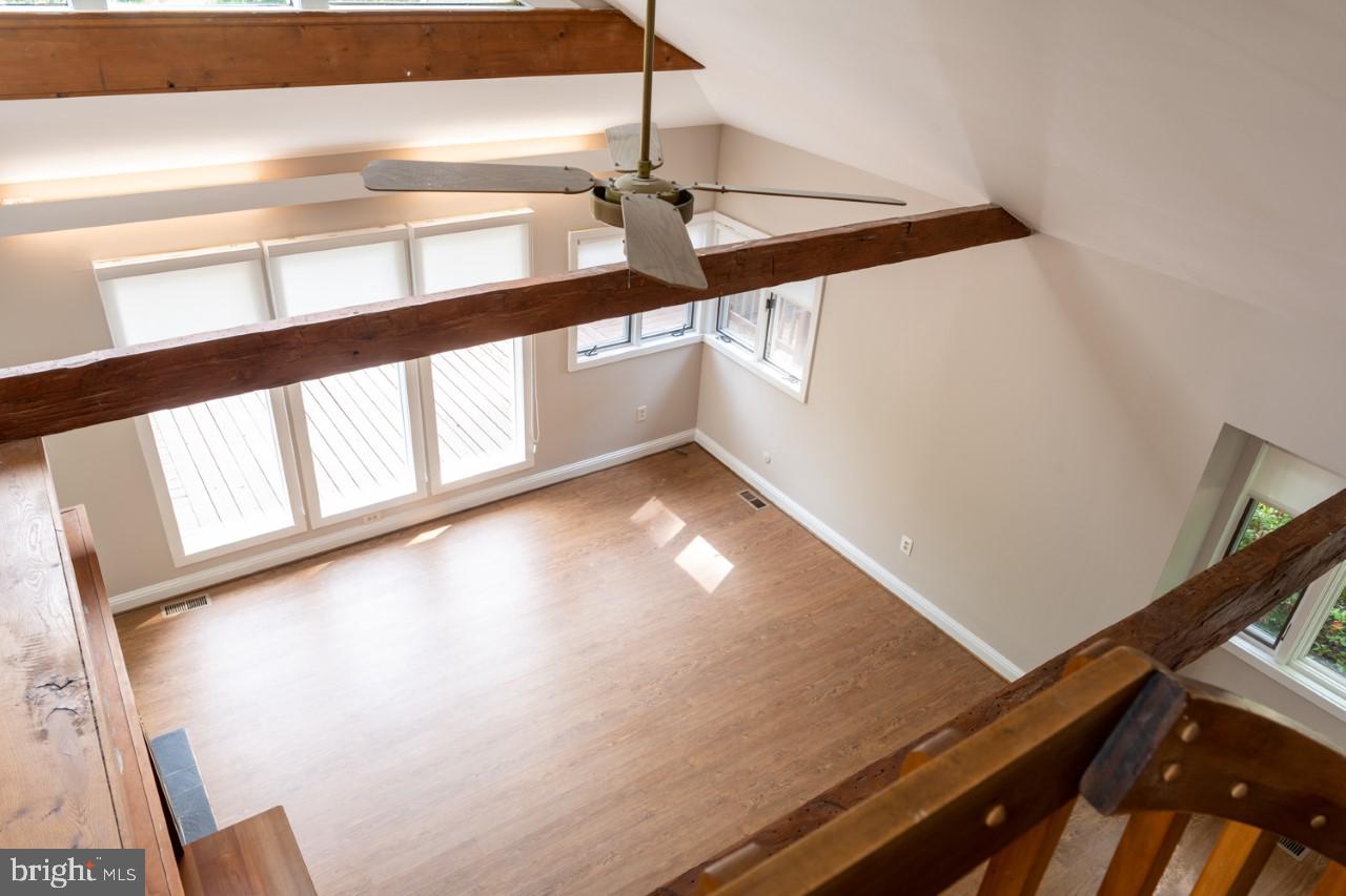 HILLSIDE MANOR - Residential Lease