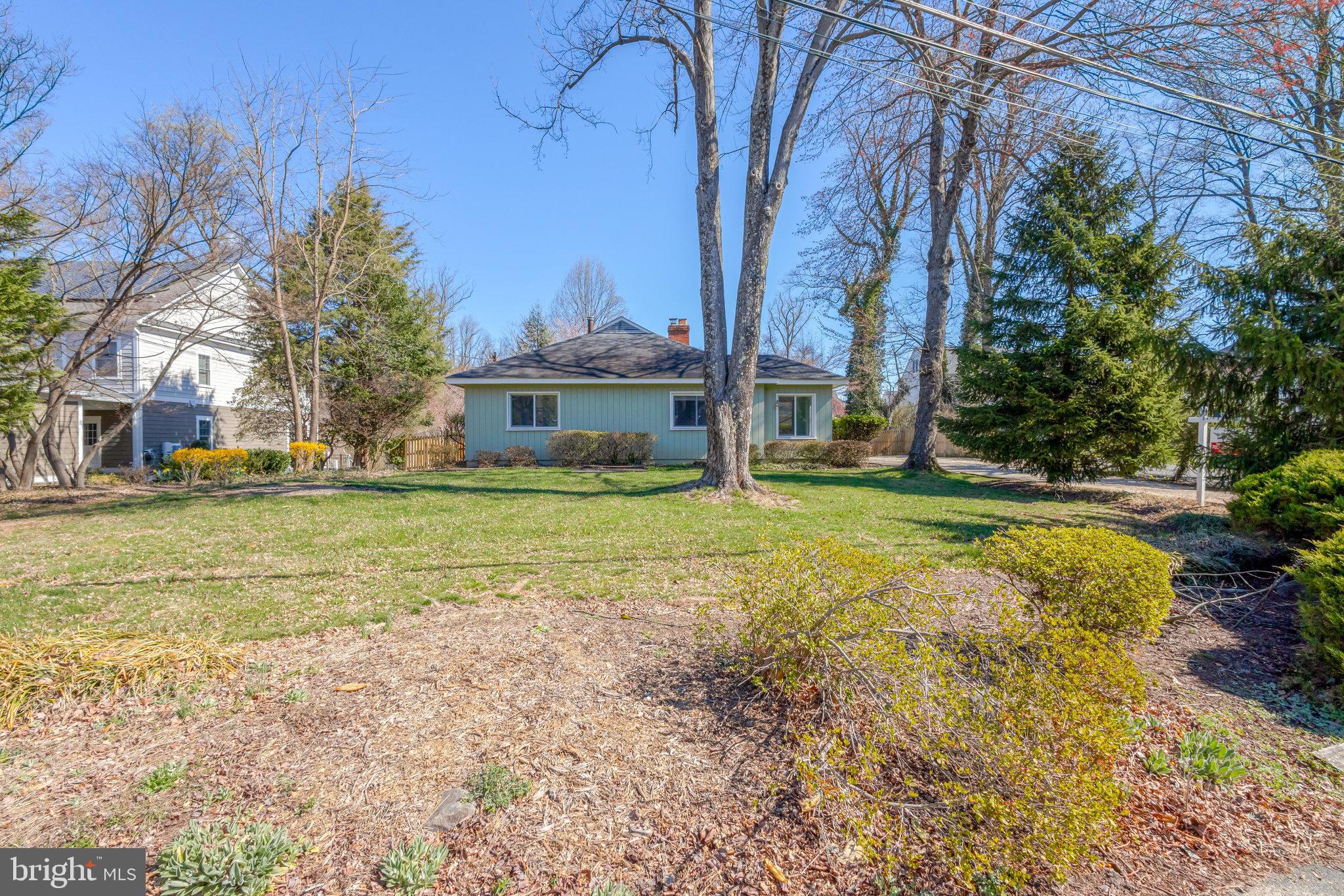 HILLSIDE MANOR - Residential Lease