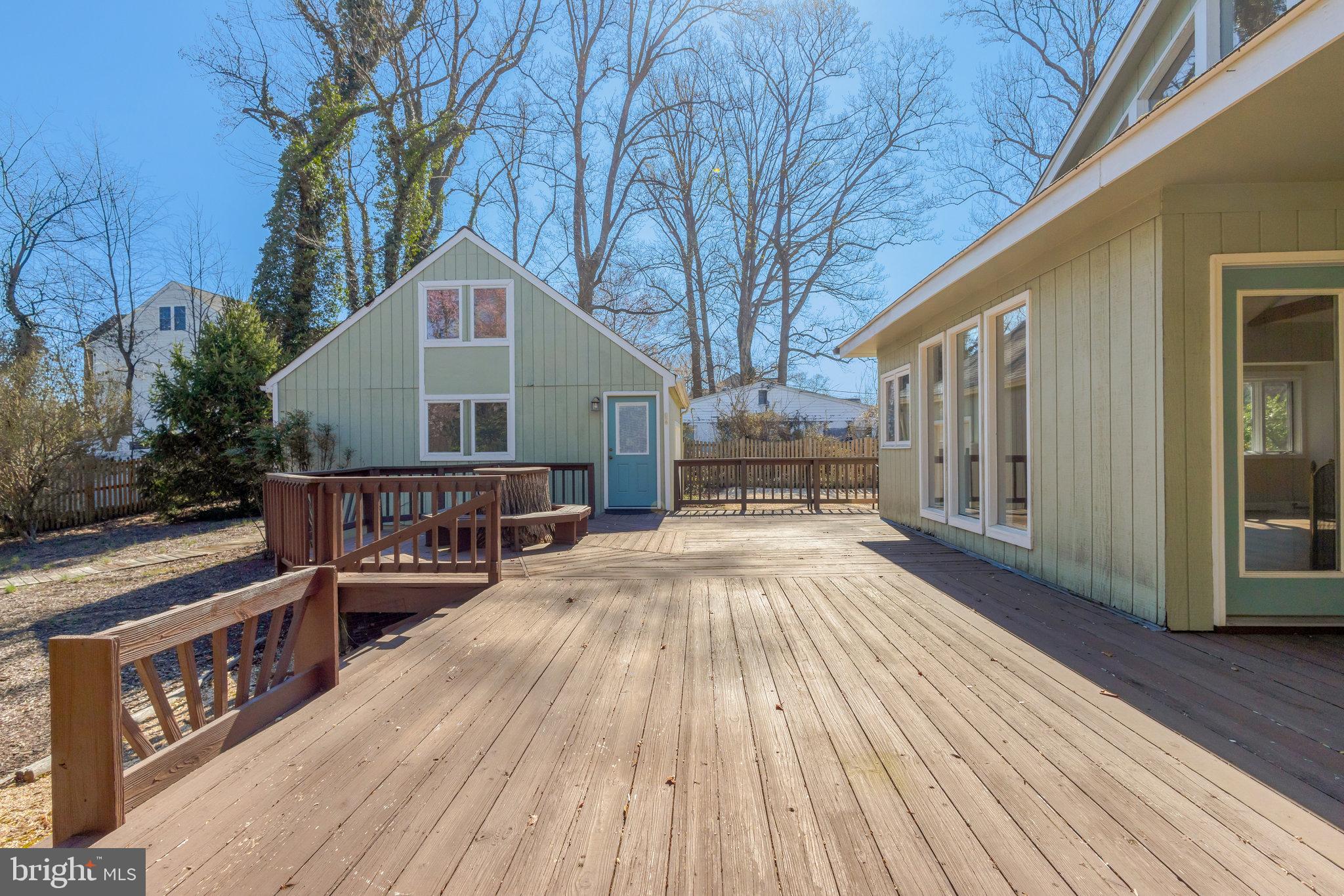 HILLSIDE MANOR - Residential Lease