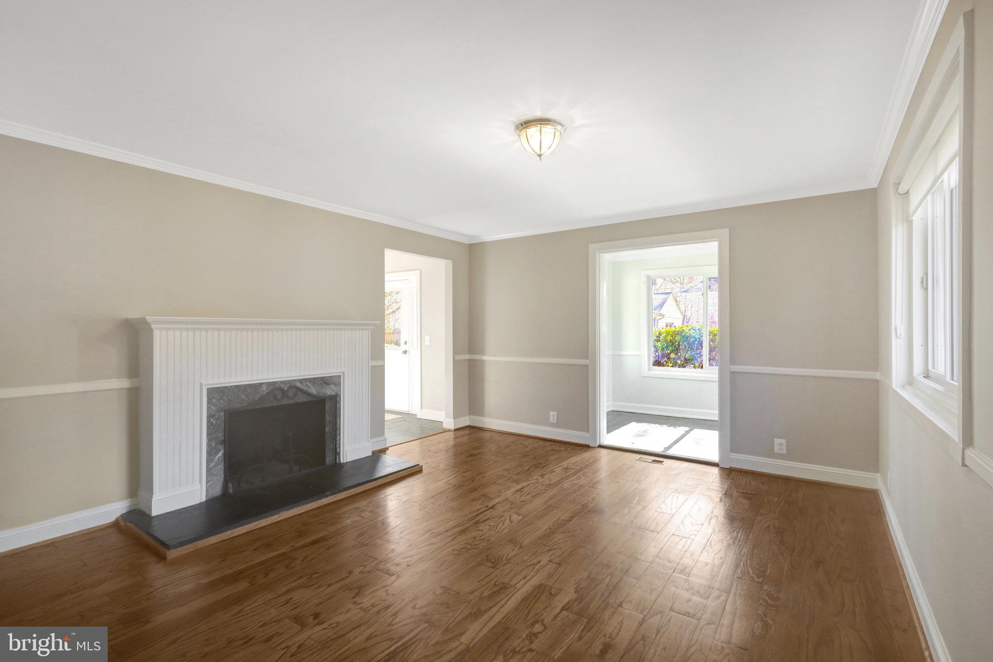 HILLSIDE MANOR - Residential Lease