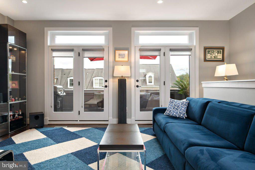 MAJESTY WEST - Residential