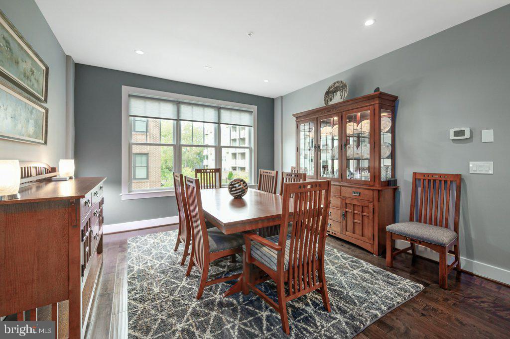 MAJESTY WEST - Residential