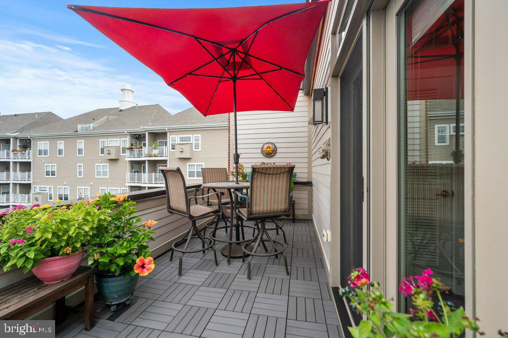 MAJESTY WEST - Residential