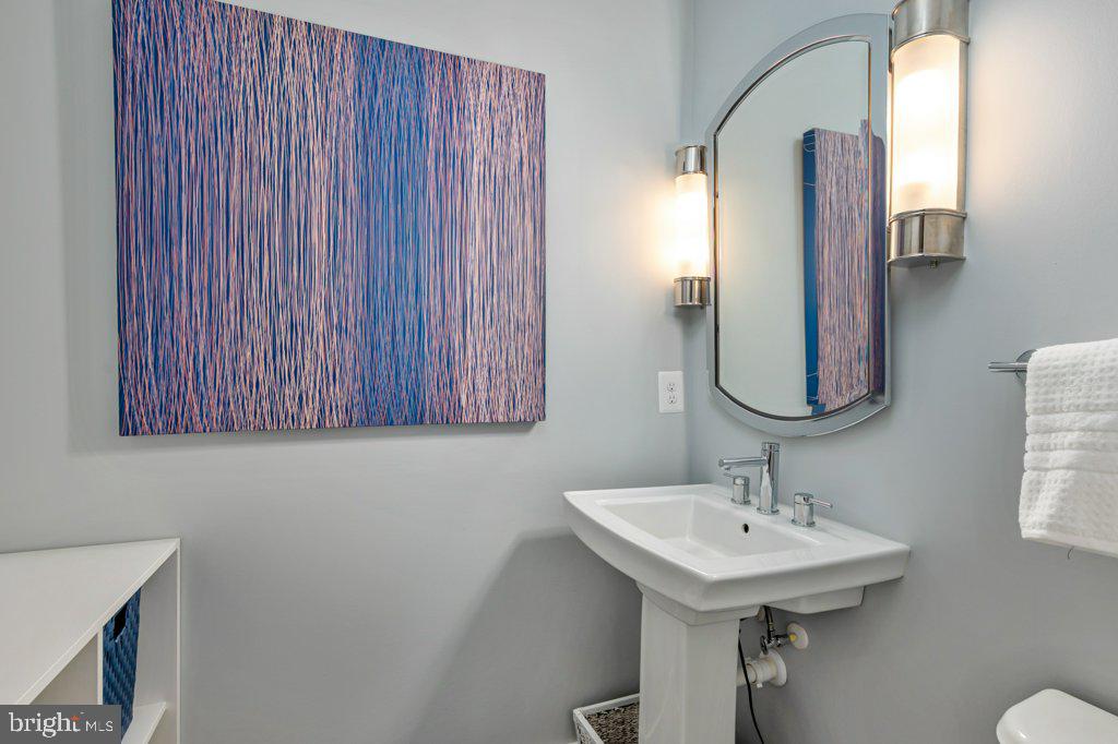 MAJESTY WEST - Residential