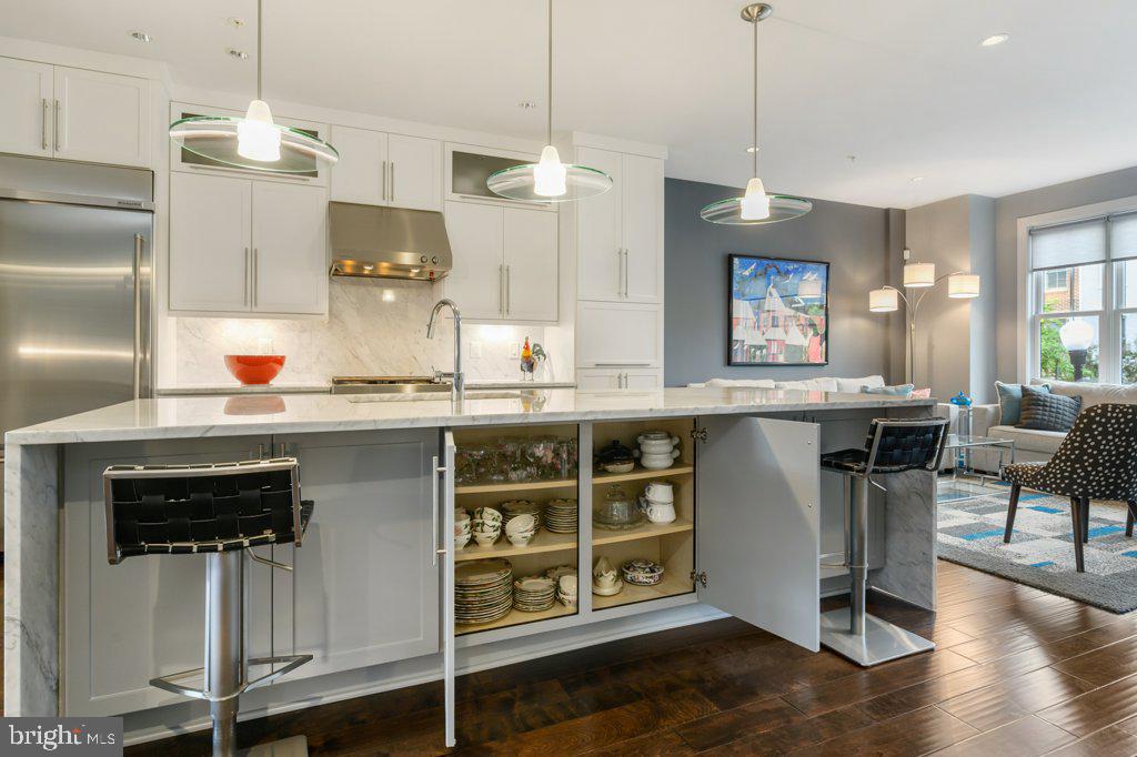 MAJESTY WEST - Residential