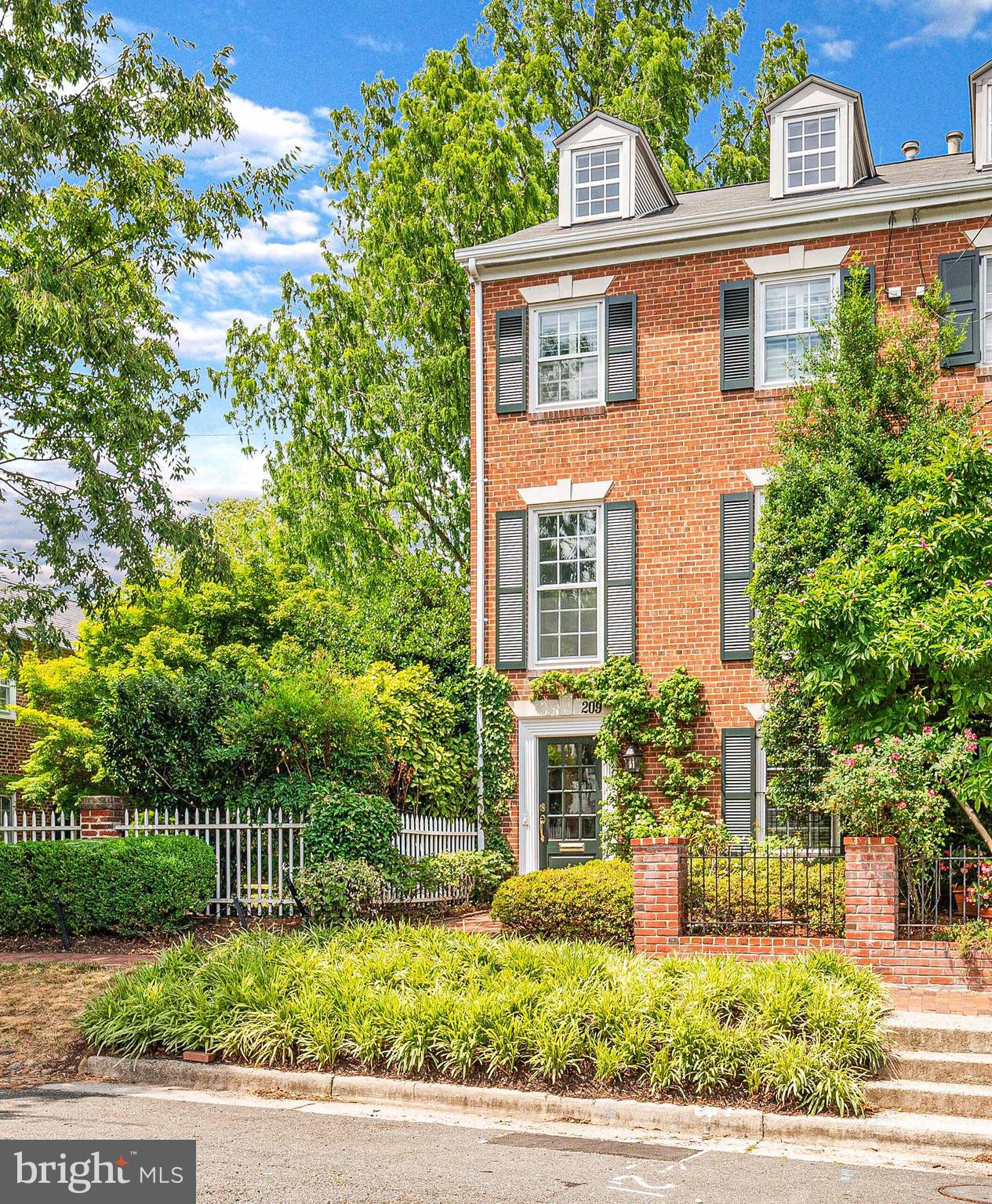 OLD TOWN SE QUADRANT - Residential