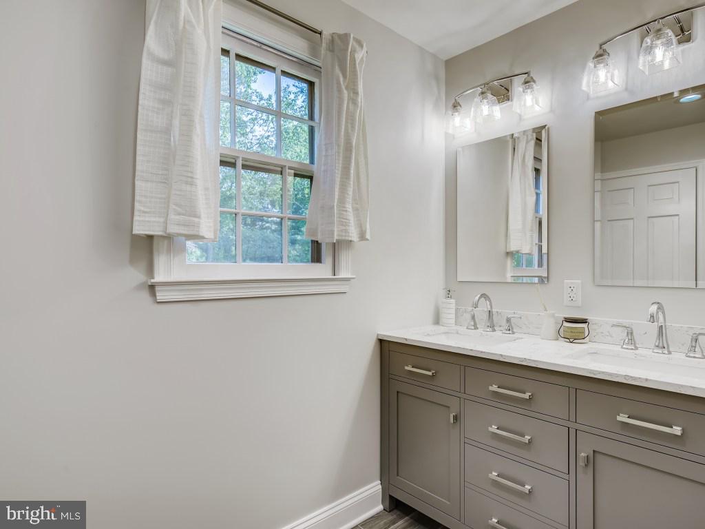 CHARTWELL ON THE SEVERN - Residential