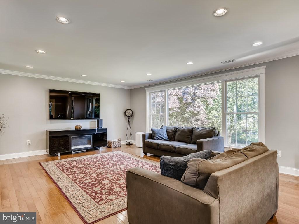 CHARTWELL ON THE SEVERN - Residential