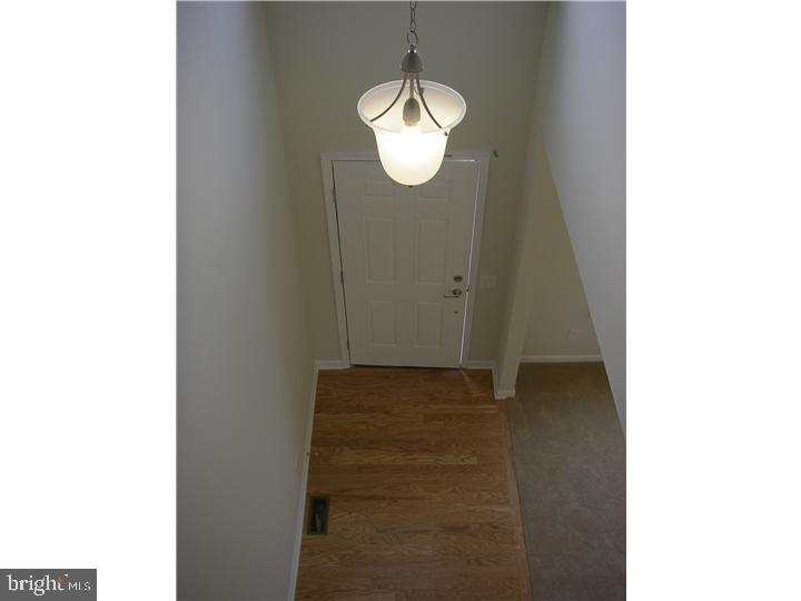 APPLECROSS - Residential Lease