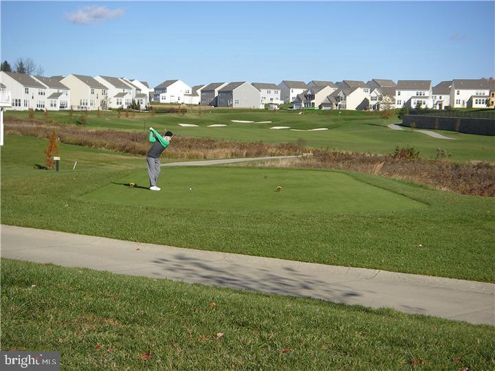 APPLECROSS - Residential Lease