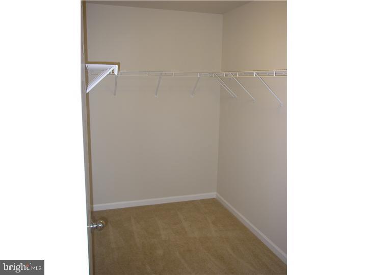 APPLECROSS - Residential Lease