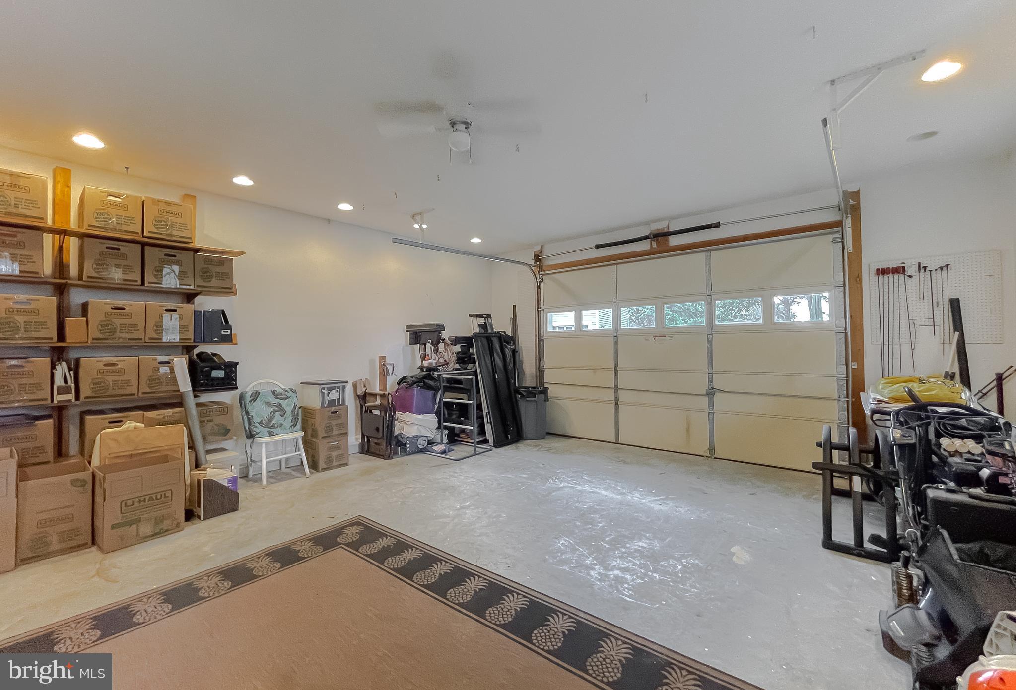 ESTATES AT SINGLETREE - Residential