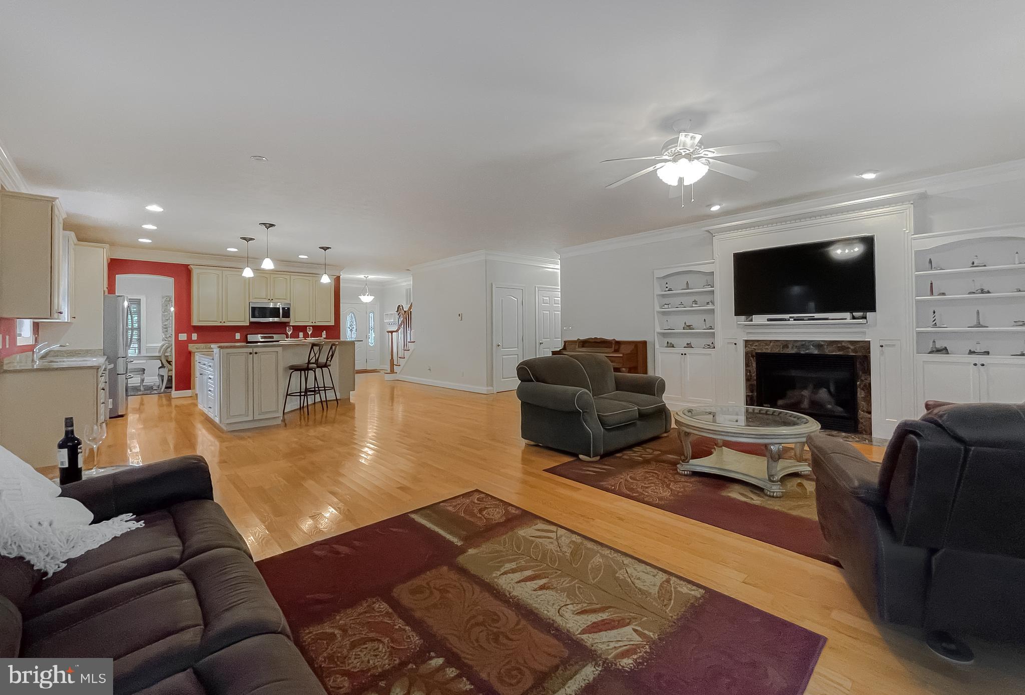 ESTATES AT SINGLETREE - Residential