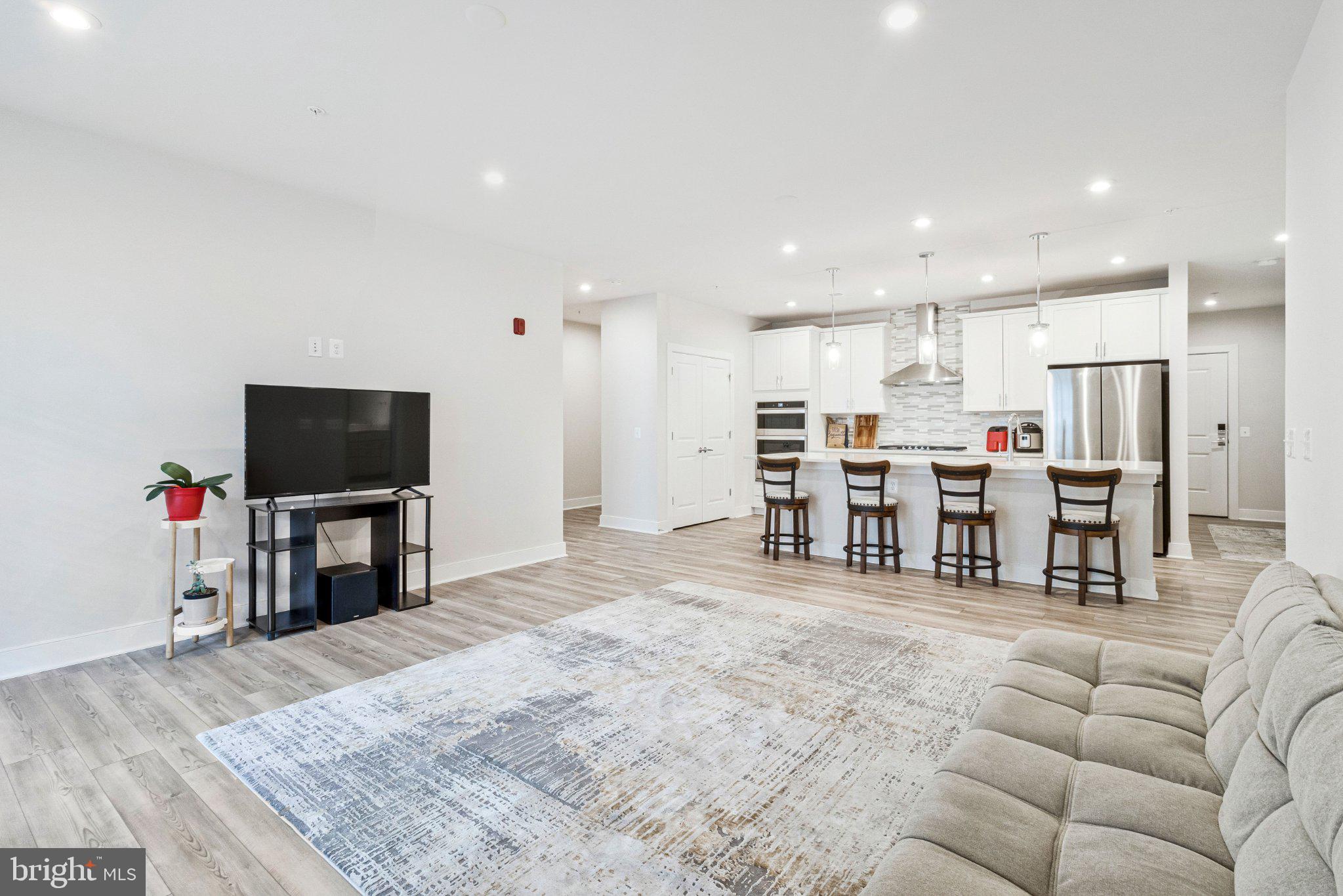 THE FLATS AT NATIONAL HARBOR - Residential