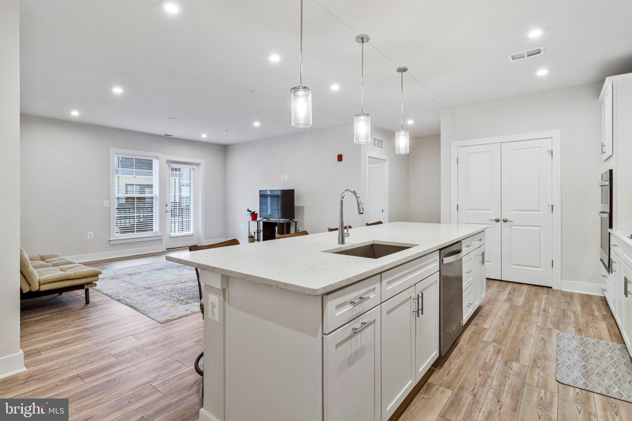 THE FLATS AT NATIONAL HARBOR - Residential