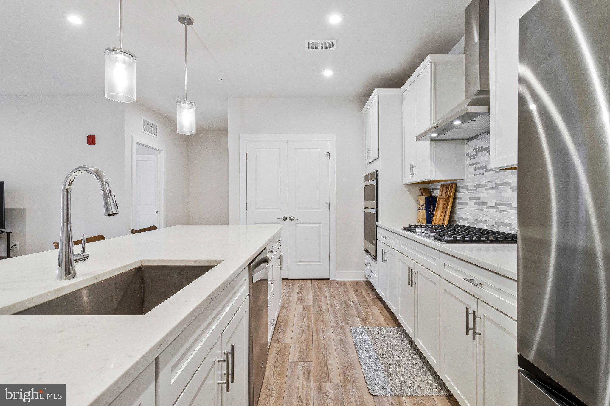THE FLATS AT NATIONAL HARBOR - Residential