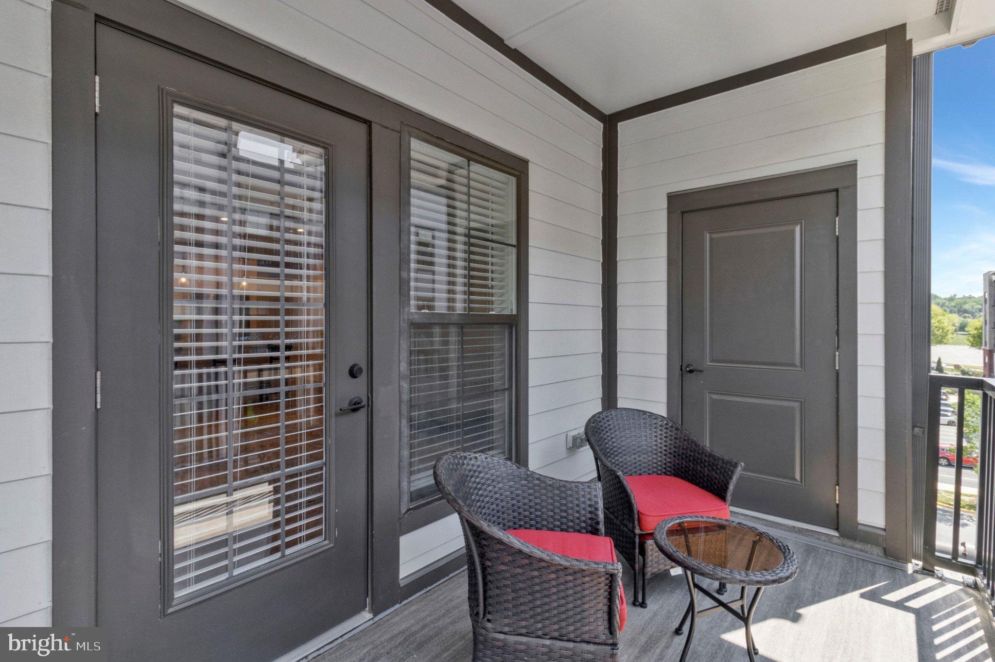 THE FLATS AT NATIONAL HARBOR - Residential