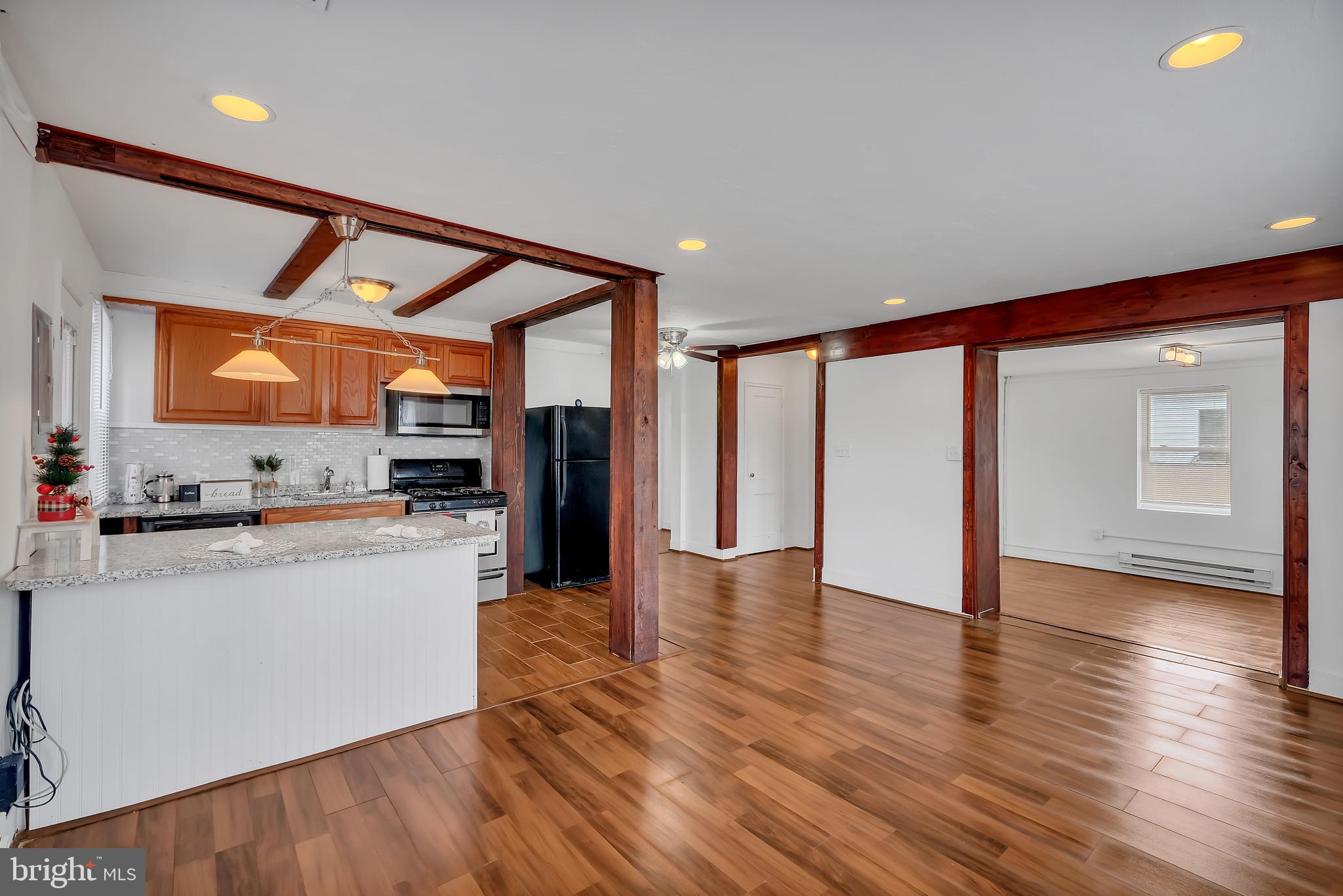 RADIANT VALLEY - Residential