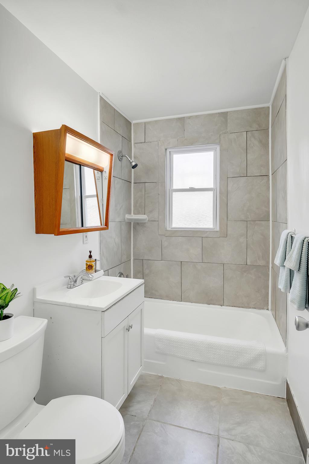 RADIANT VALLEY - Residential