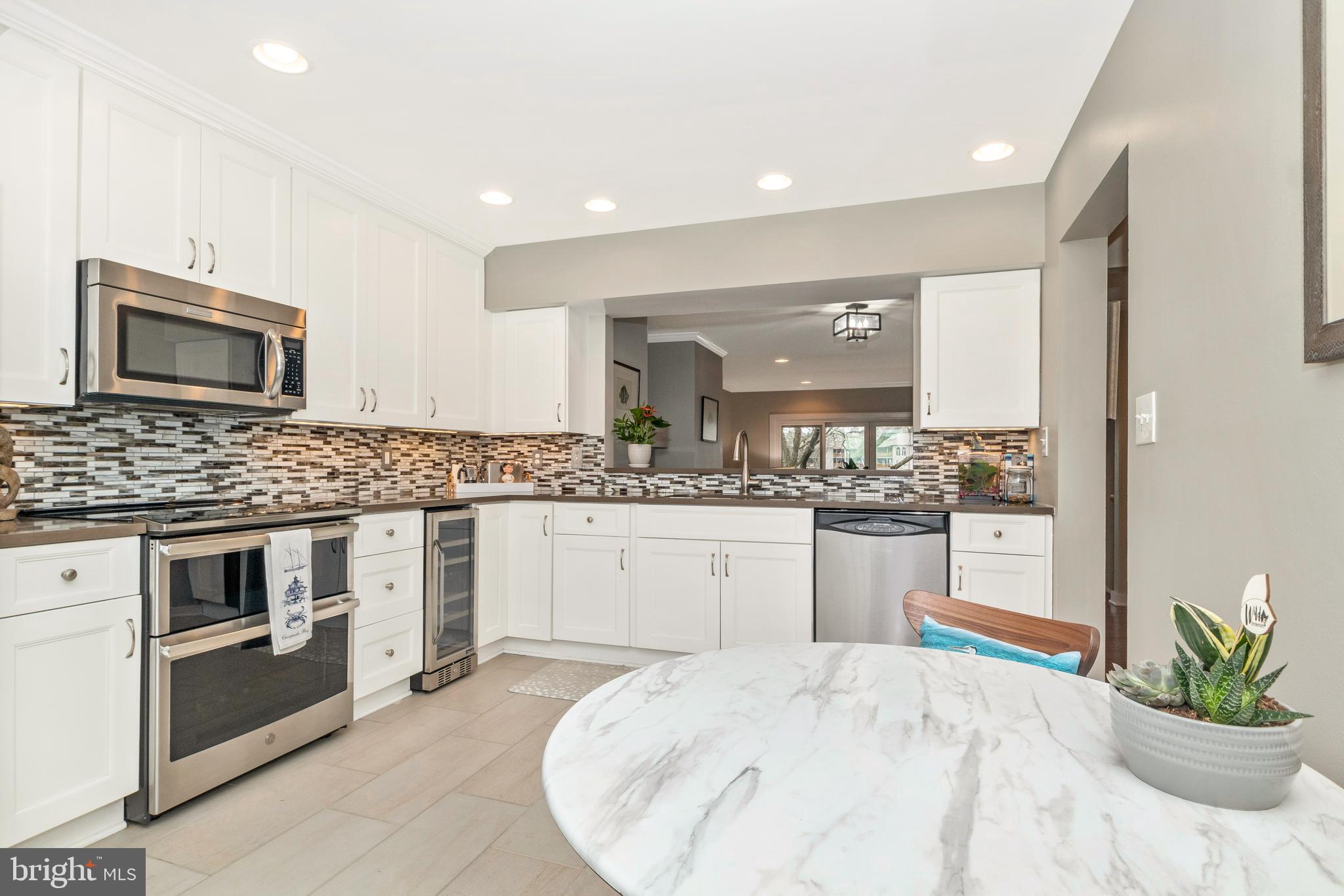 CHESAPEAKE HARBOUR - Residential