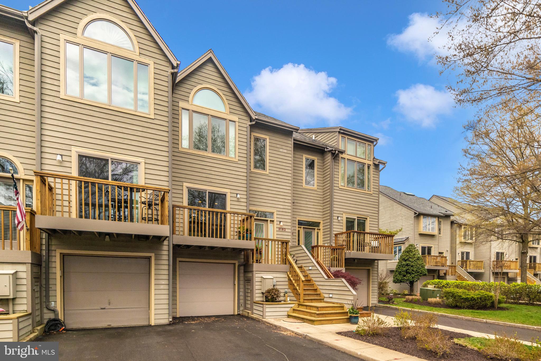 CHESAPEAKE HARBOUR - Residential