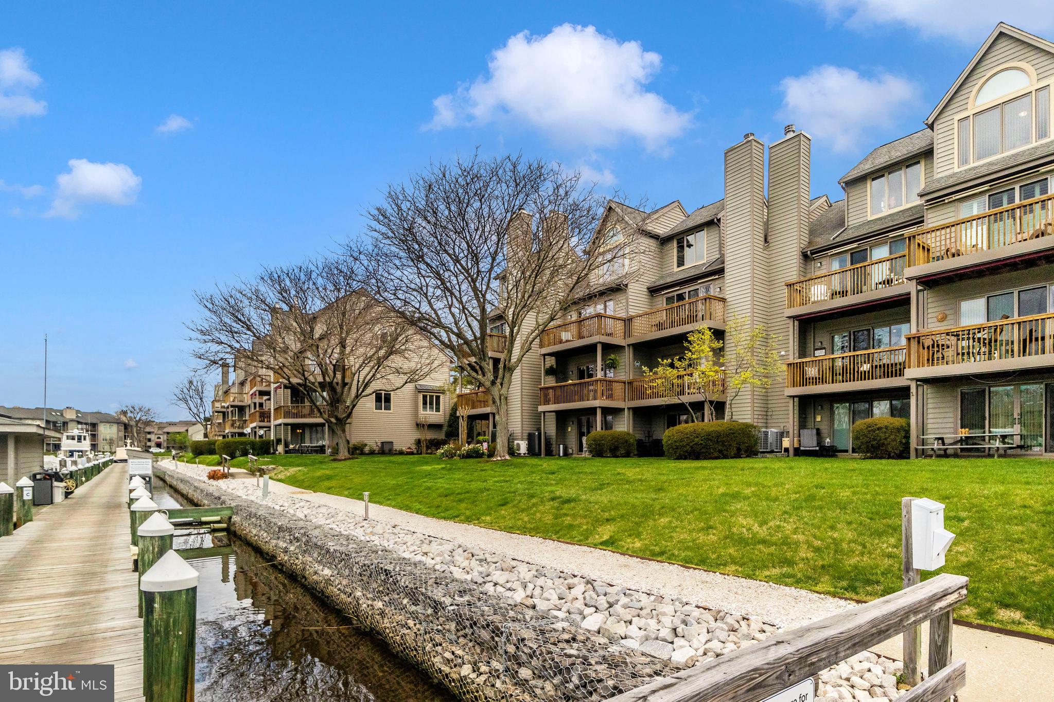 CHESAPEAKE HARBOUR - Residential