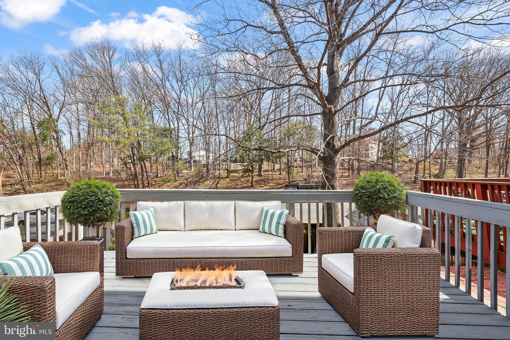 CAMBRIDGE SQUARE - Residential