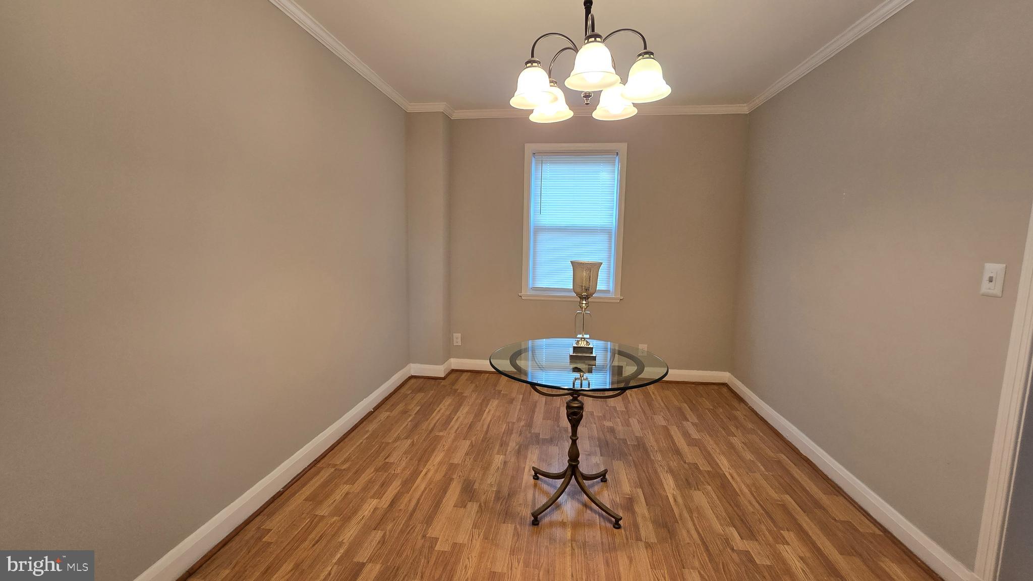 BELEVEDERE SQUARE - Residential