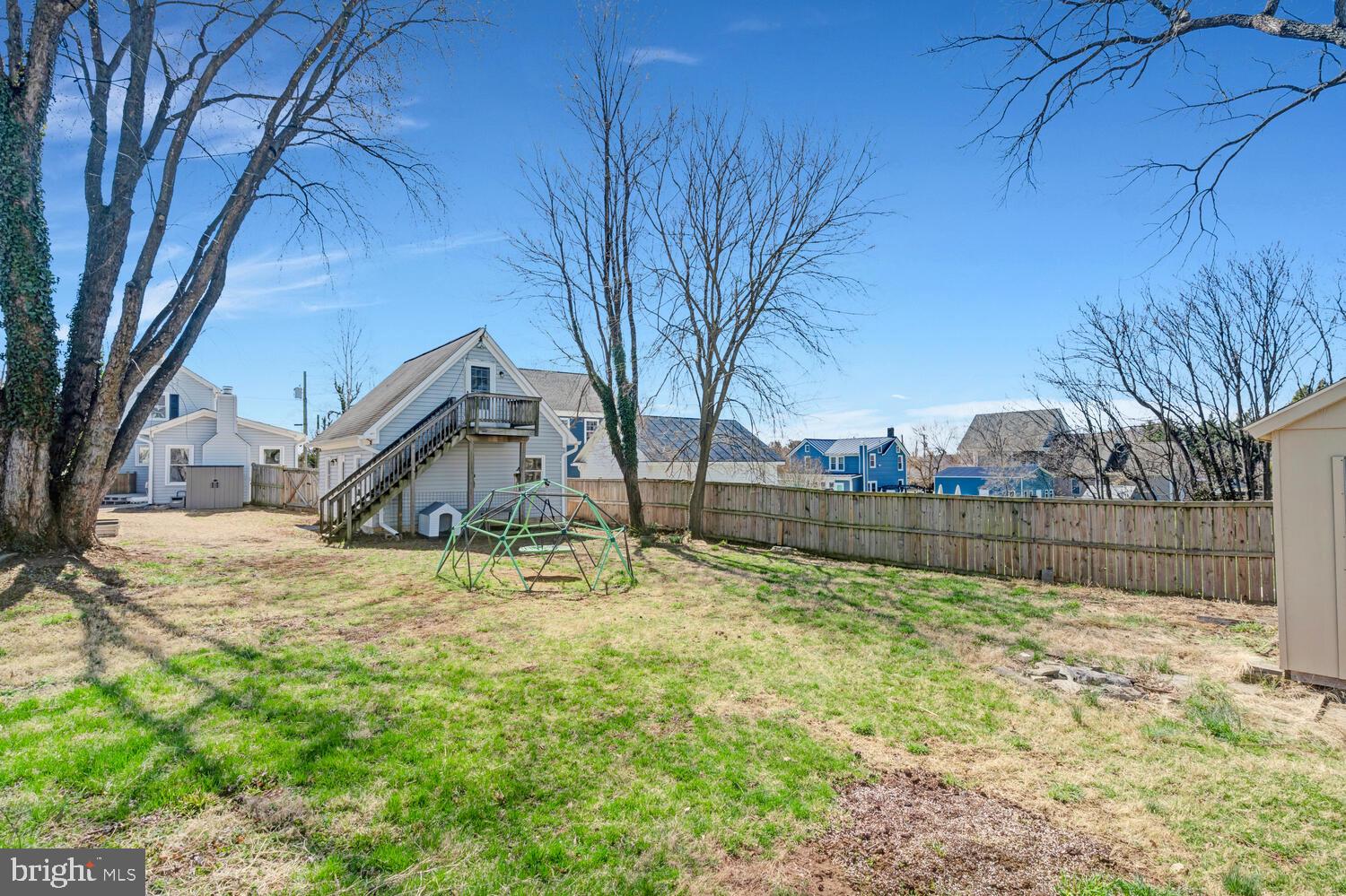 TOWN OF PURCELLVILLE - Residential