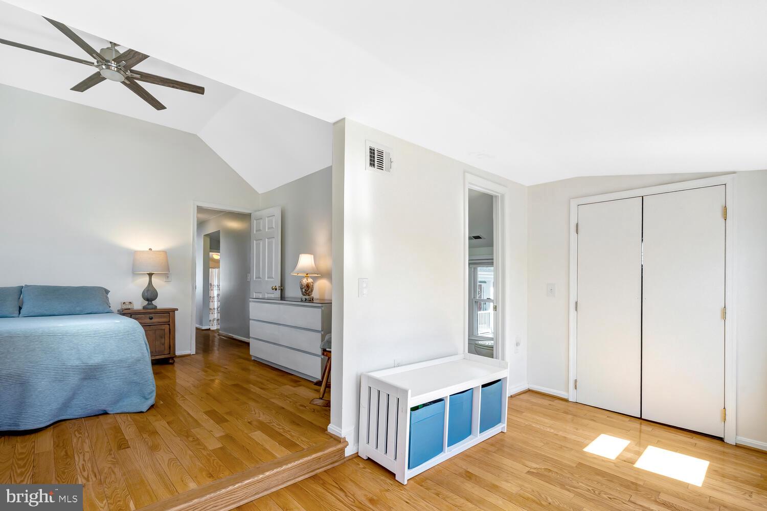 TOWN OF PURCELLVILLE - Residential