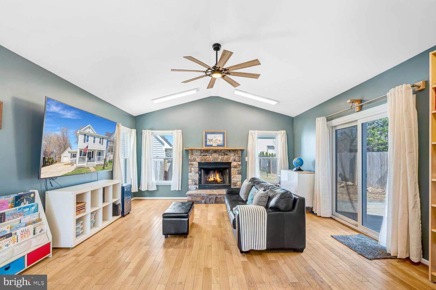 TOWN OF PURCELLVILLE - Residential