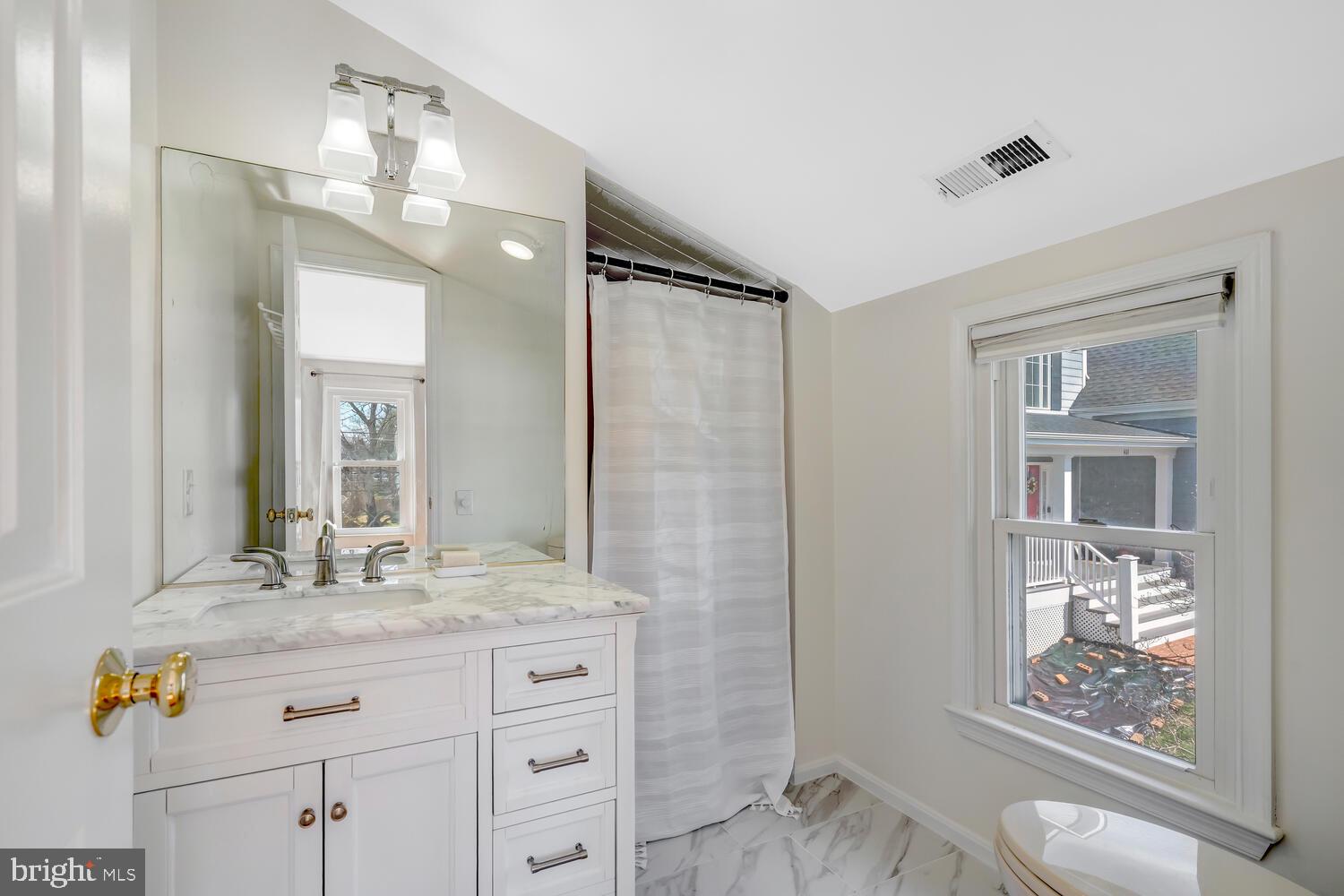 TOWN OF PURCELLVILLE - Residential