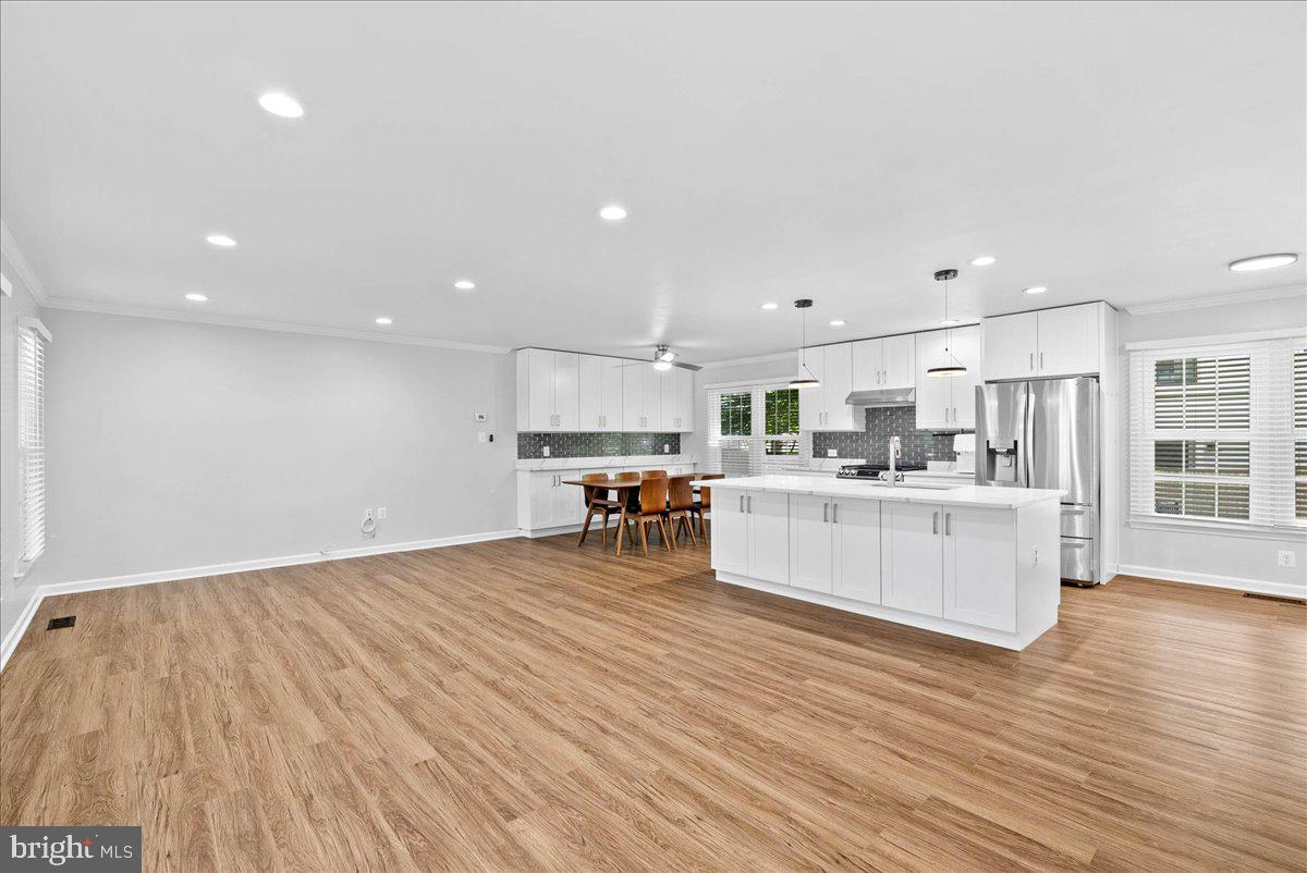 9303 MACSWAIN PLACE