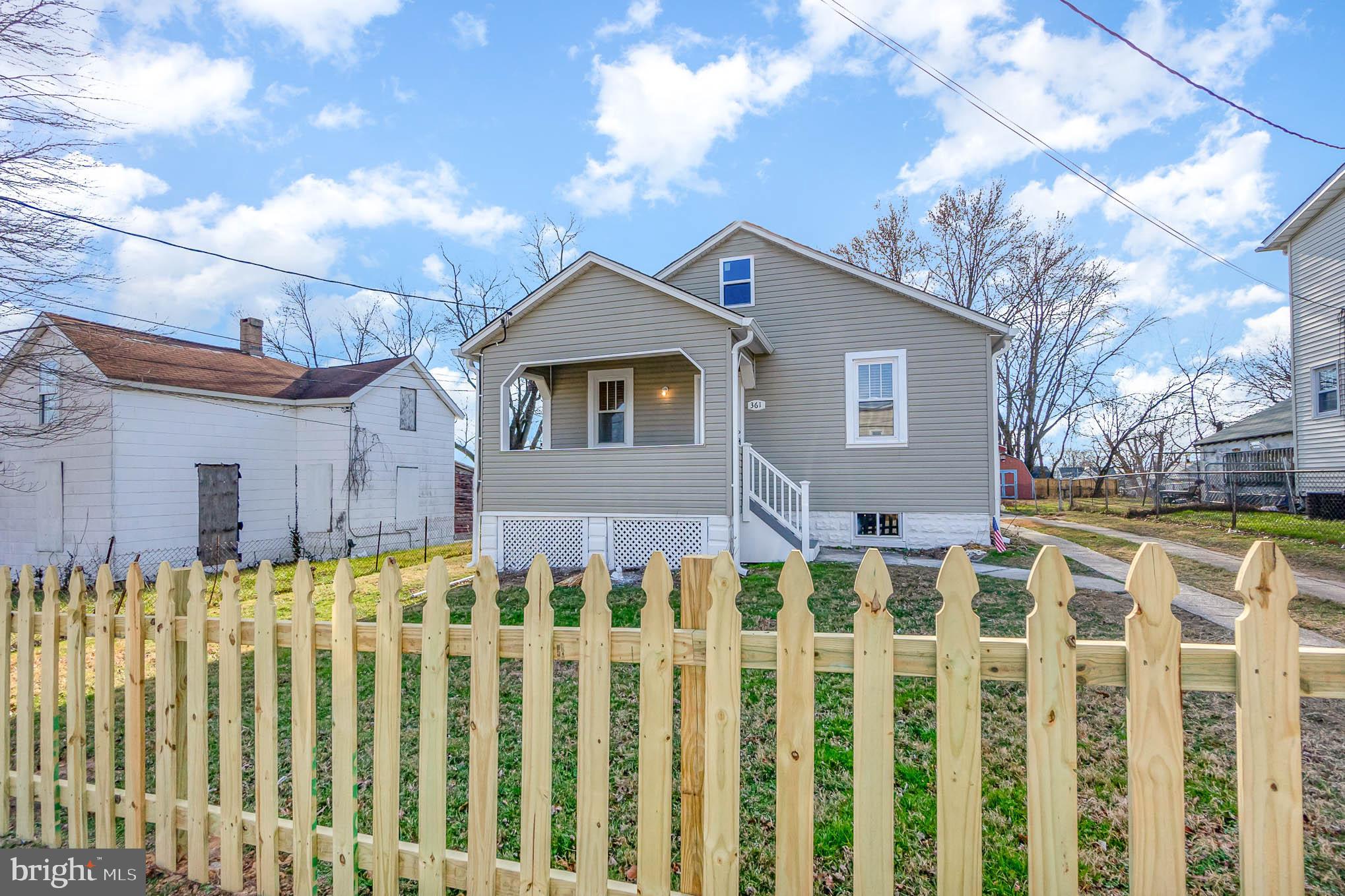 BACK RIVER HIGHLANDS - Residential